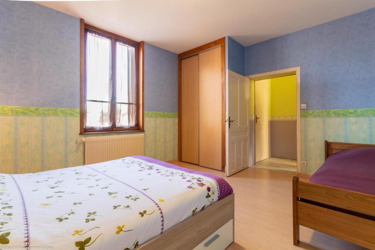 Вилла Les Hirondelles Pesmes Экстерьер фото